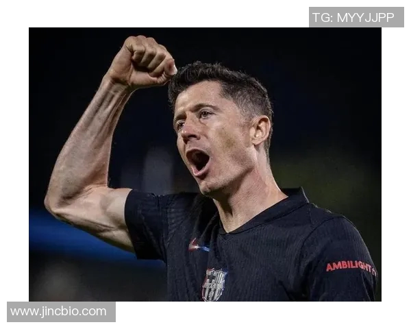 巴萨在2018年赛季的辉煌表现与关键战役回顾